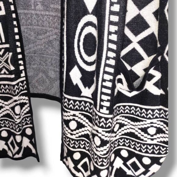 Forever 21 Vest Sz OS Long Open Front Black Hippie Cotton Boho Bohemian Western - Picture 9 of 9